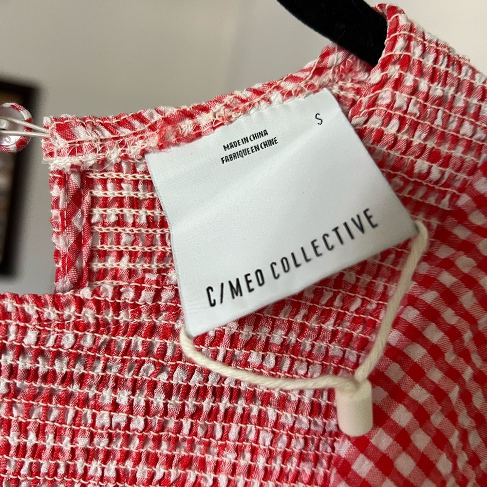 C/MEO Collective Red and White Asymmetrical Ruffled Sheath Dress - Picture 2 of 3